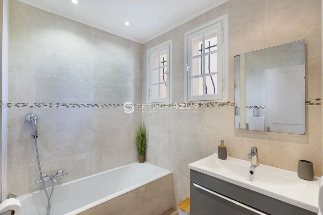 Villa a Villeneuve-Loubet, Francia, 90 m² - foto 11