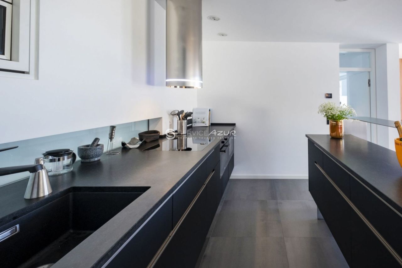 Villa à Villefranche-sur-Mer, France, 290 m² - image 11