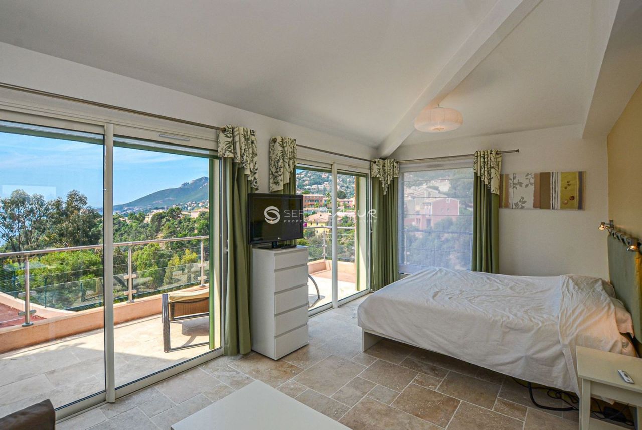 Villa a Theoule-sur-Mer, Francia, 280 m² - foto 12