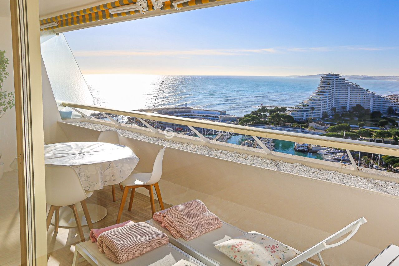 Apartment in Villeneuve-Loubet, France, 61 m² - picture 13