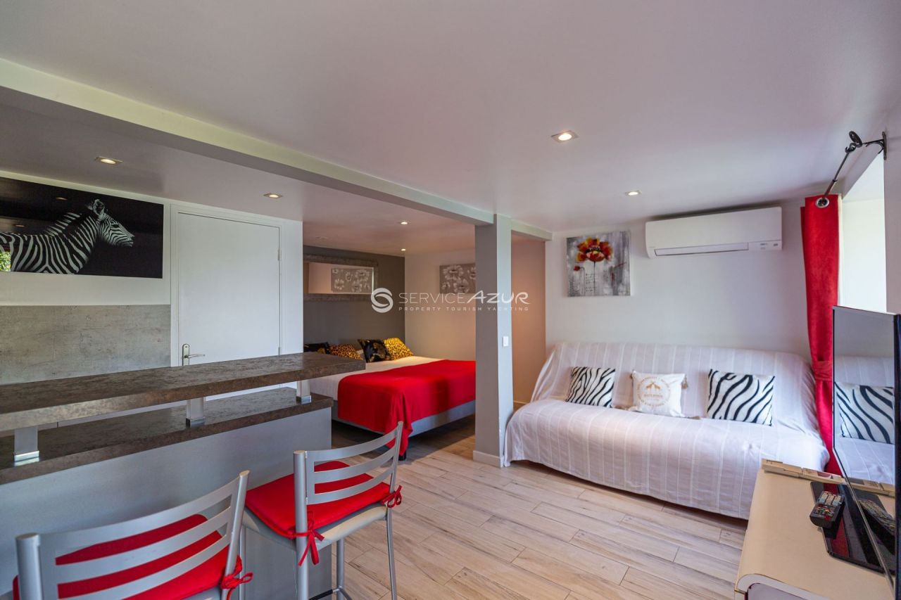 Villa à Sainte-Maxime, France, 300 m² - image 13