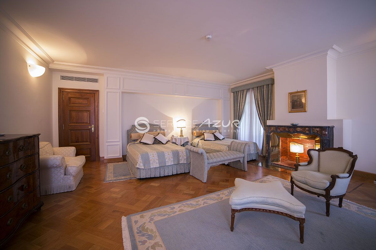 Villa in Villefranche-sur-Mer, France, 2 800 m² - picture 14