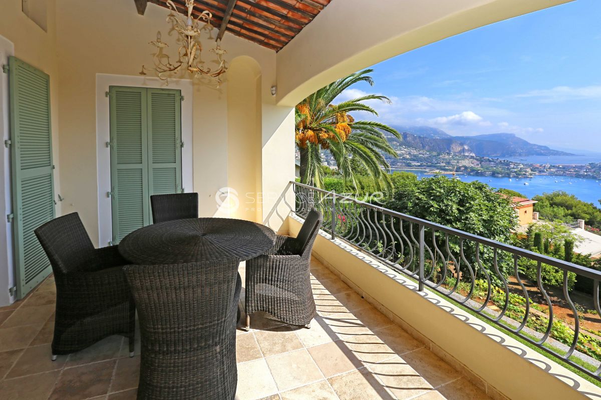 Villa a Villefranche-sur-Mer, Francia, 240 m² - foto 14