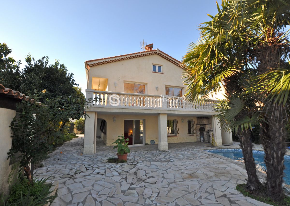 Villa à Villeneuve-Loubet, France, 150 m² - image 15
