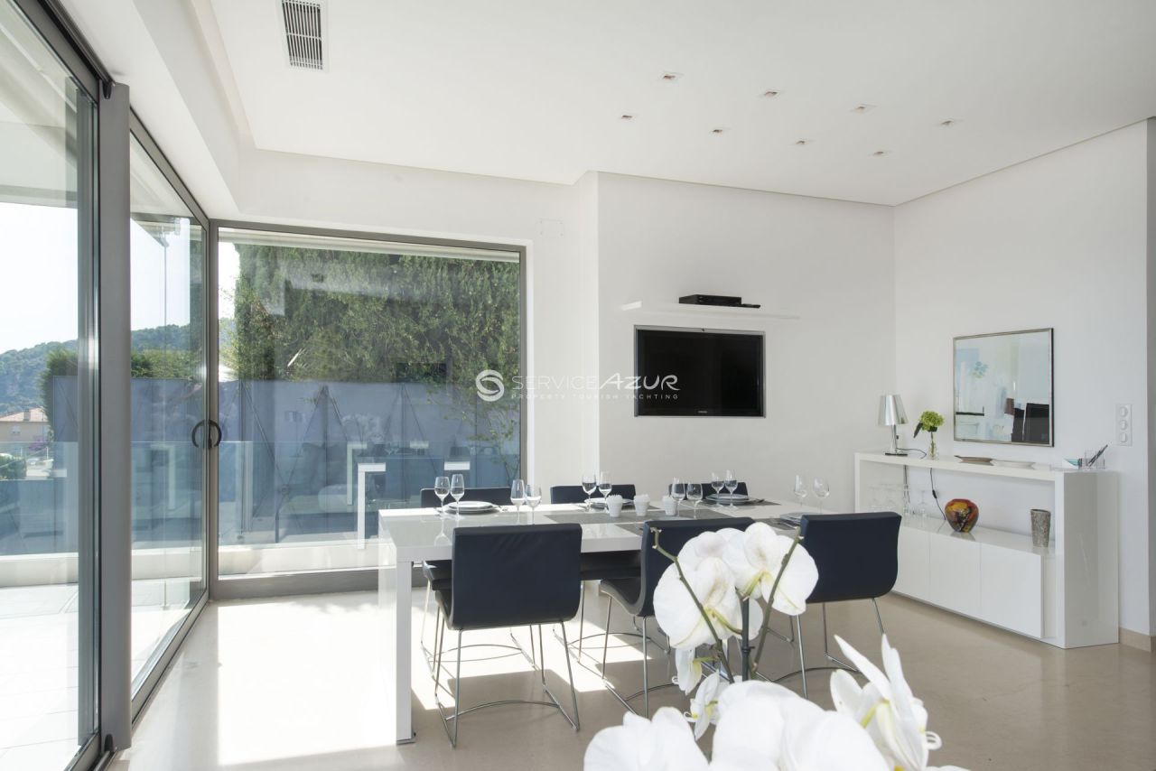 Villa in Villefranche-sur-Mer, France, 200 m² - picture 16