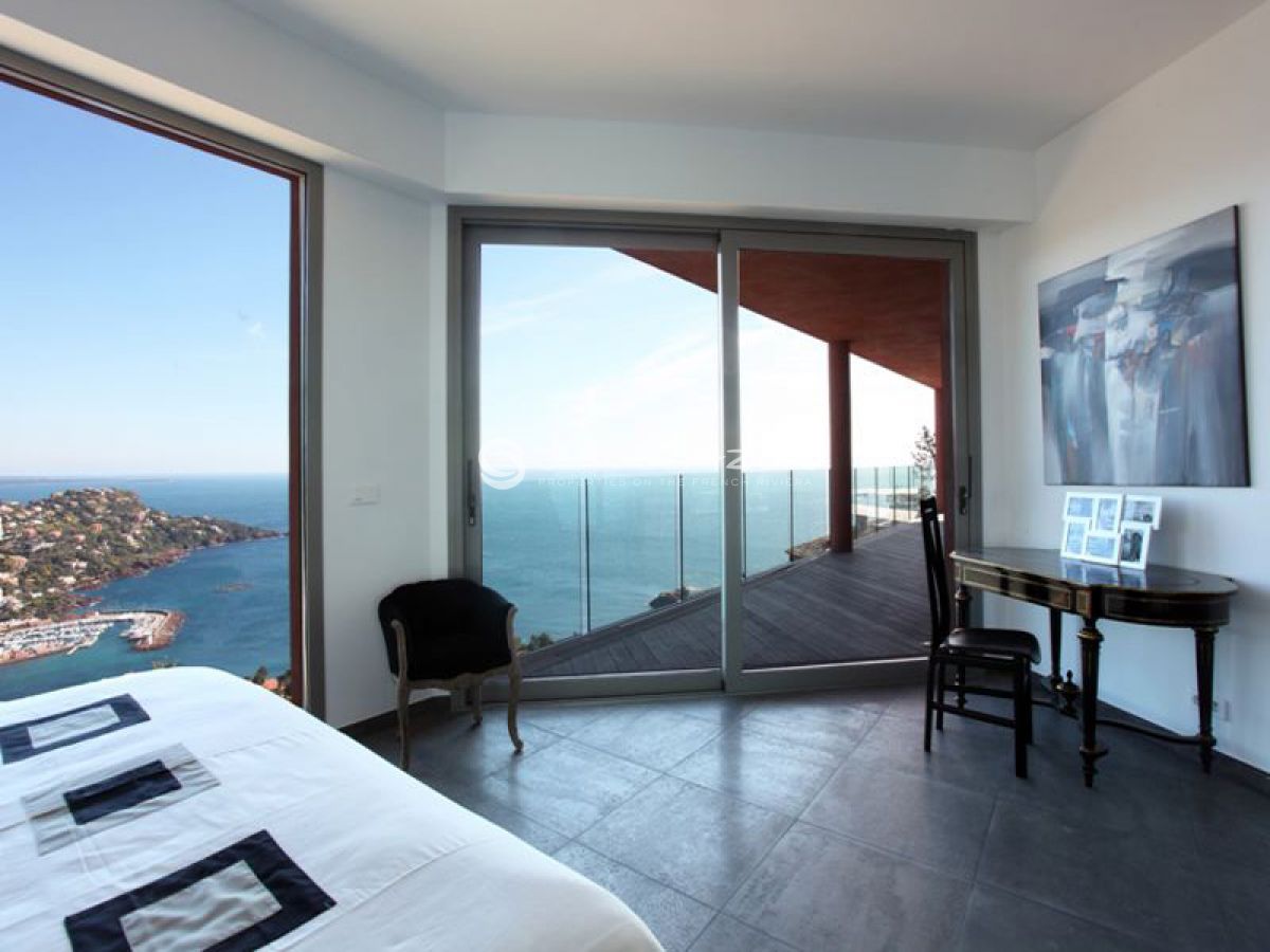 Villa en Theoule-sur-Mer, Francia, 380 m² - imagen 16