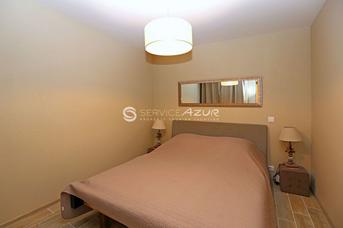 Villa à Villeneuve-Loubet, France, 170 m² - image 18