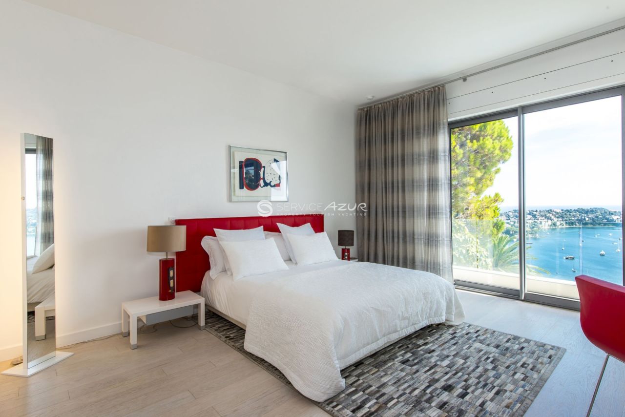 Villa in Villefranche-sur-Mer, France, 200 m² - picture 18