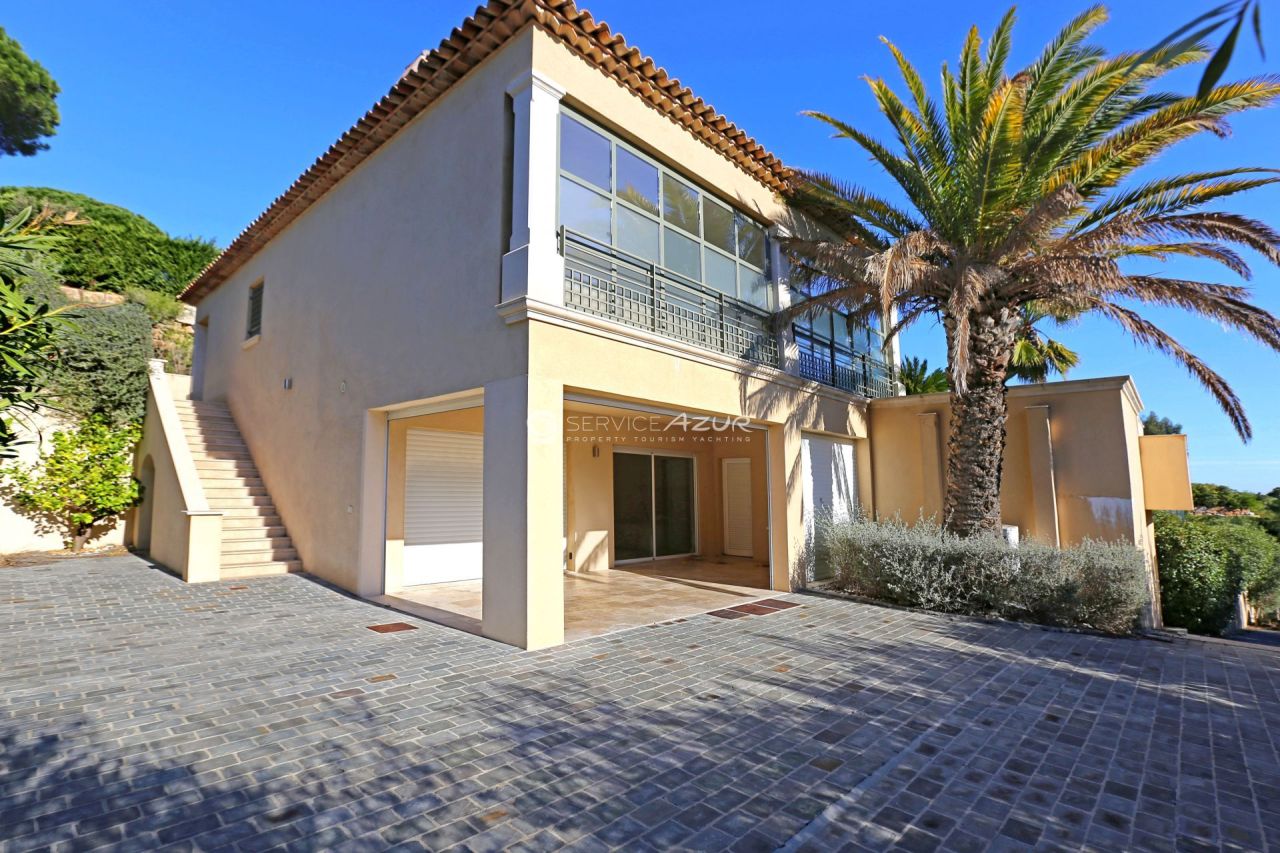 Villa in Saint-Maxime, France, 205 m² - picture 19