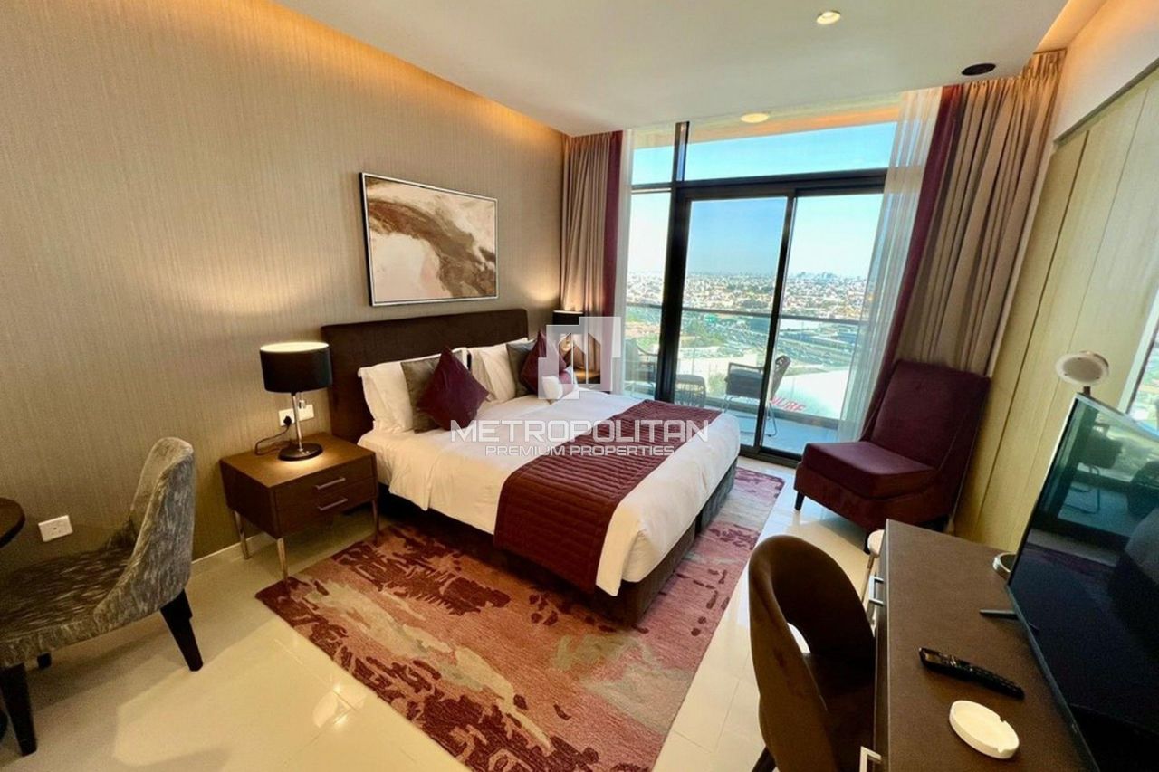 Apartment in Dubai, UAE, 38 m² - picture 1