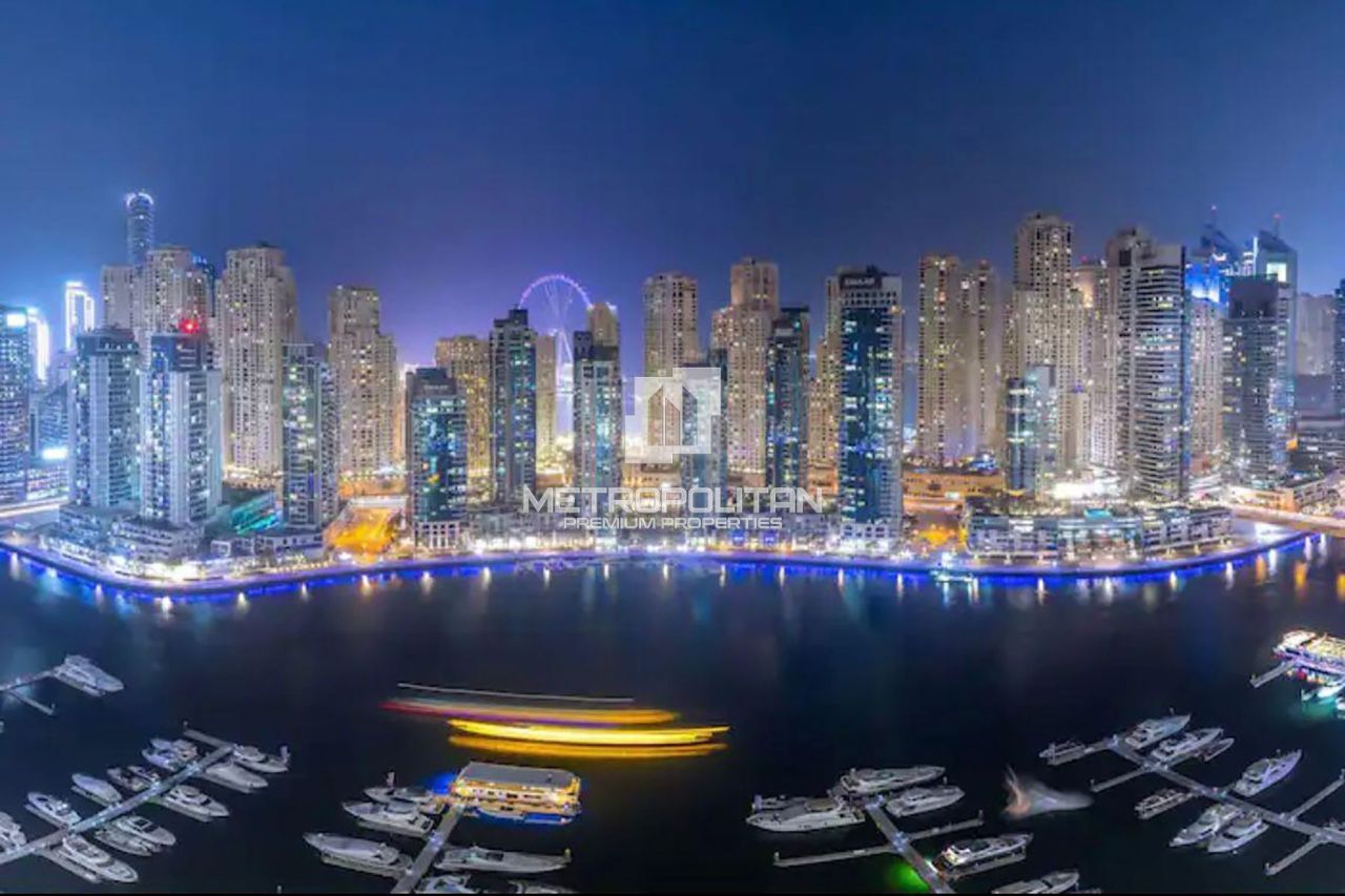 Apartamento en Dubái, EAU, 154 m² - imagen 1