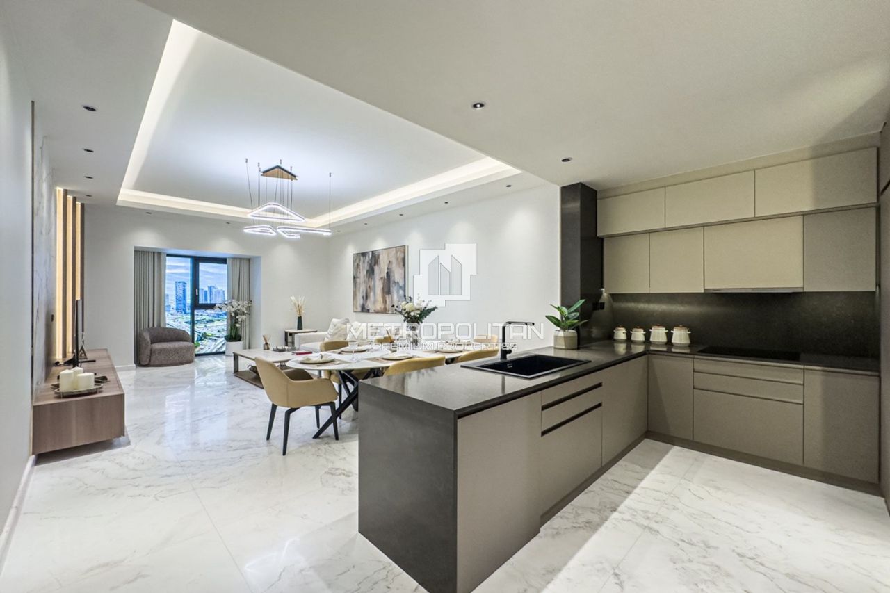 Apartment in Dubai, UAE, 99 m² - picture 3