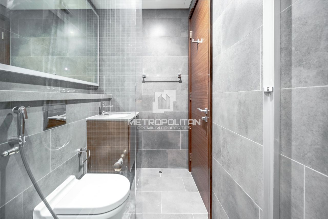 Apartment in Dubai, UAE, 97 m² - picture 14