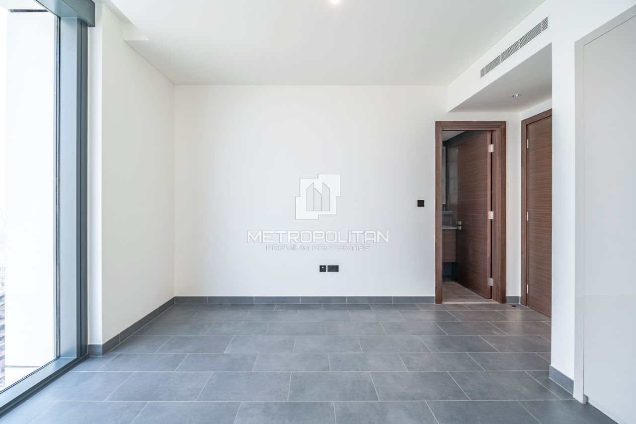 Apartment in Dubai, UAE, 97 m² - picture 17