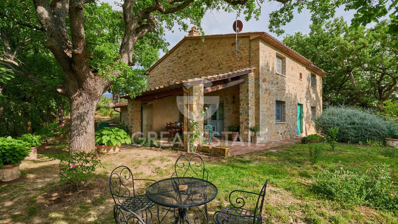 House Seggiano, Italy, 240 m² - picture 1