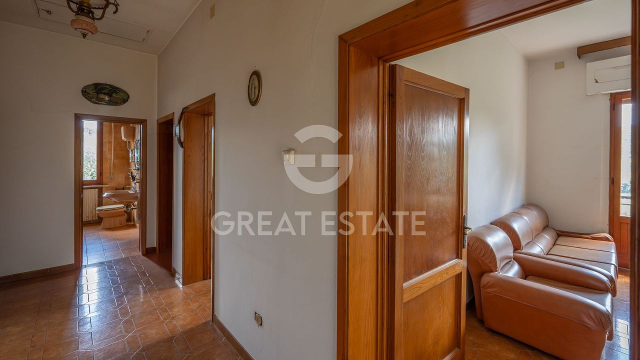 House in Montepulciano, Italy, 339.2 m² - picture 14