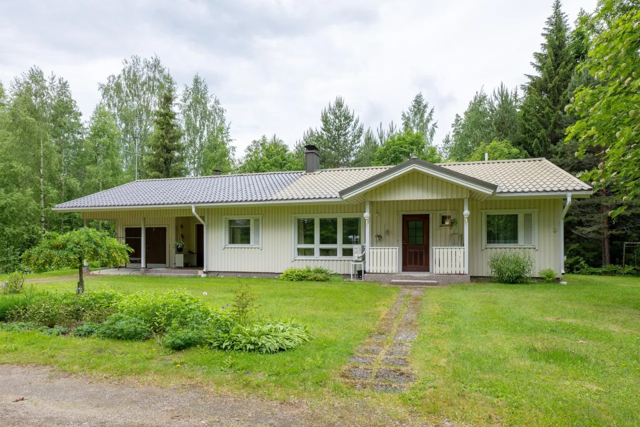 Haus in Leppavirta, Finnland, 102 m² - Foto 1