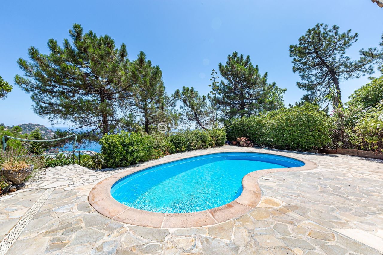 Villa à Théoule-sur-Mer, France, 120 m² - image 13