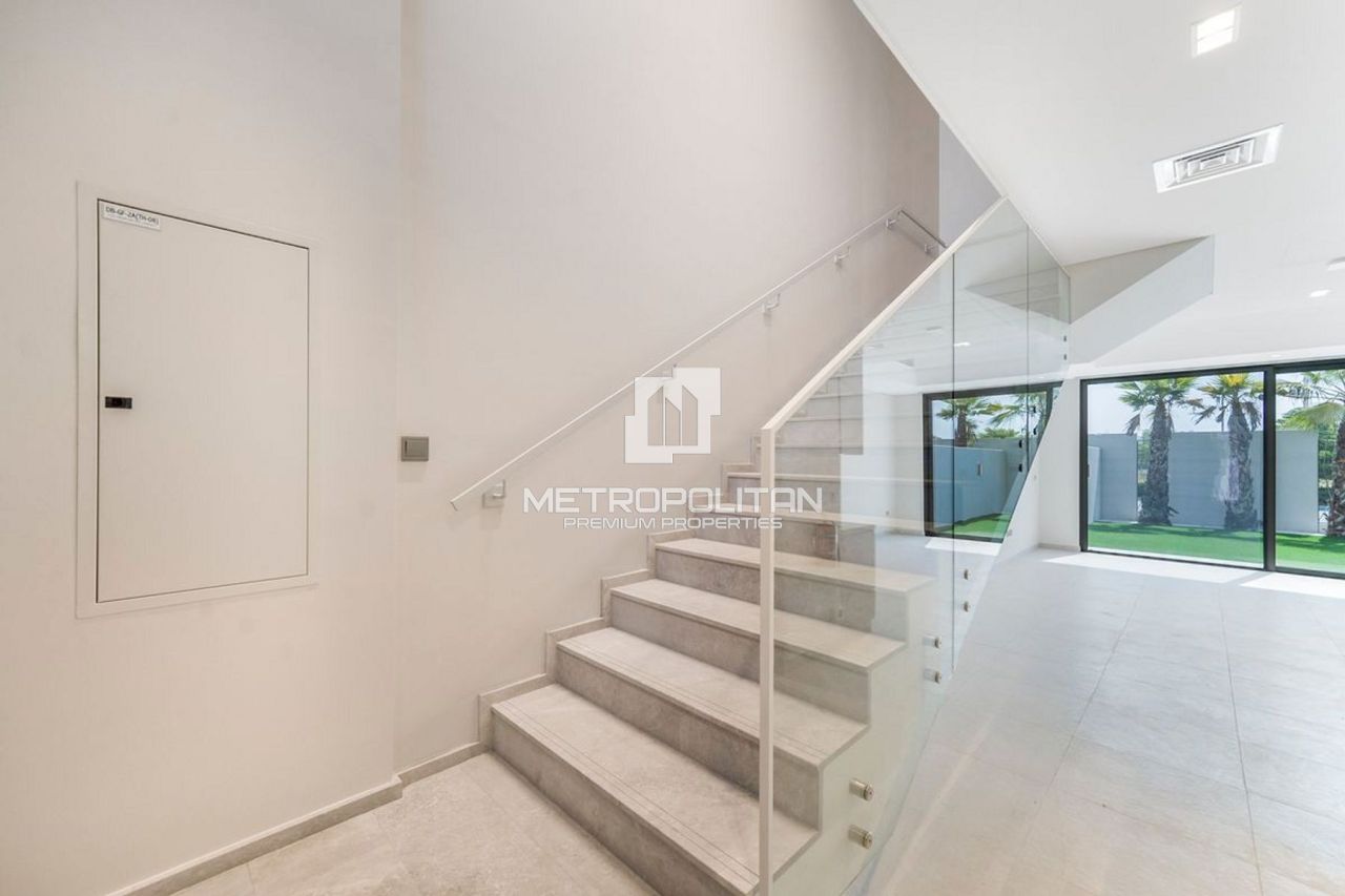 Casa adosada en Dubái, EAU, 175 m² - imagen 7