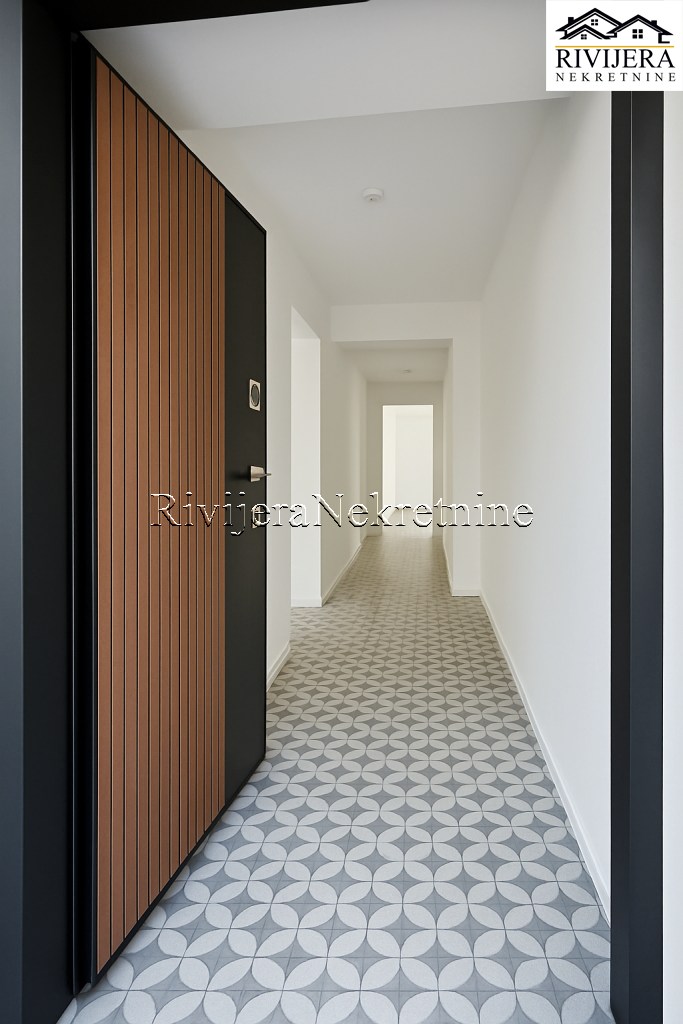 Piso en Herceg-Novi, Montenegro, 103 m² - imagen 3