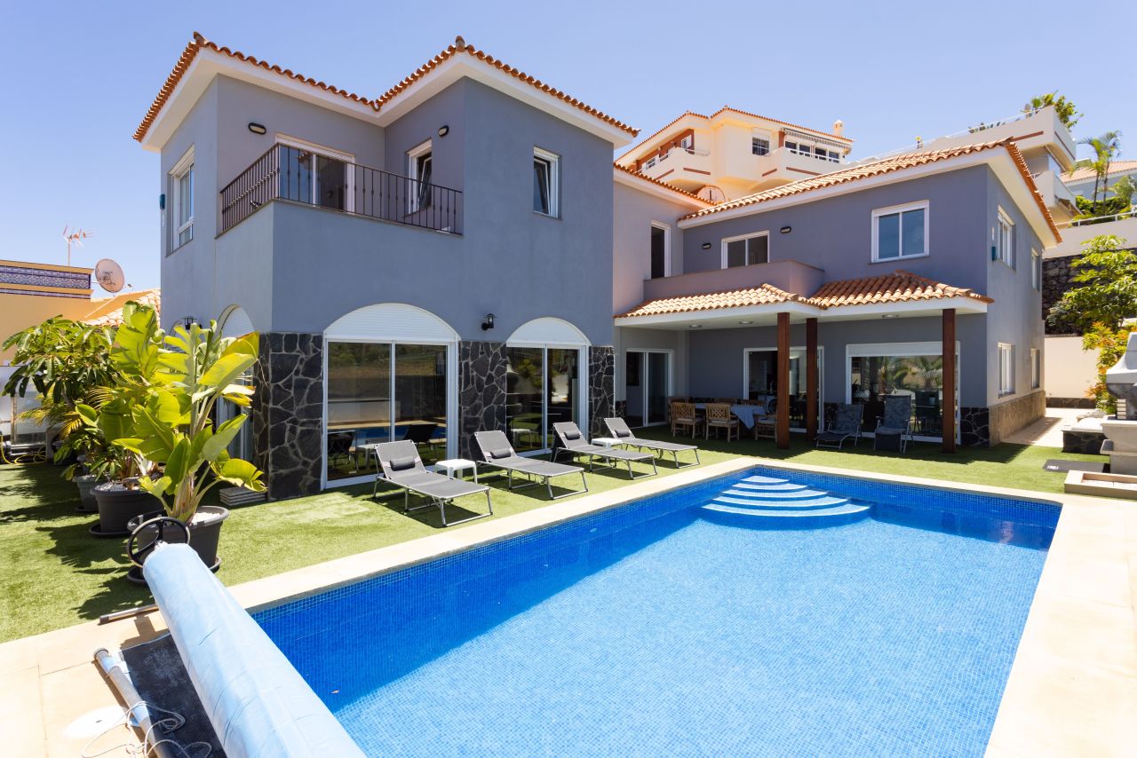 Villa à Puerto de la Cruz, Espagne, 800 m² - image 2