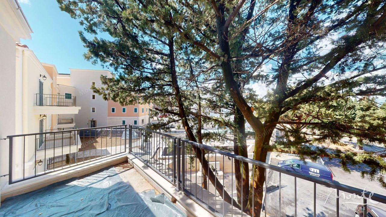 Flat in Tivat, Montenegro, 69 m² - picture 1