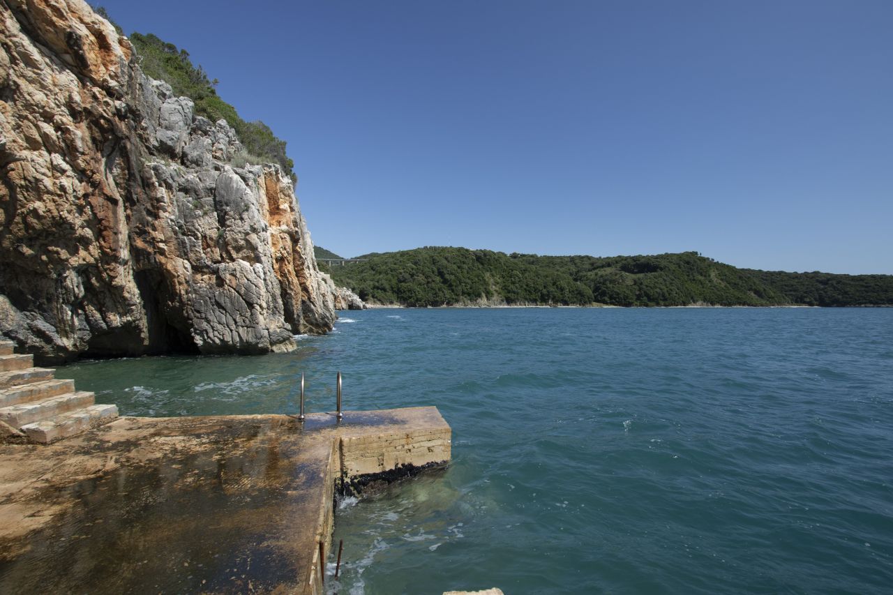 Hotel in Dobra Voda, Montenegro, 917 m² - picture 5