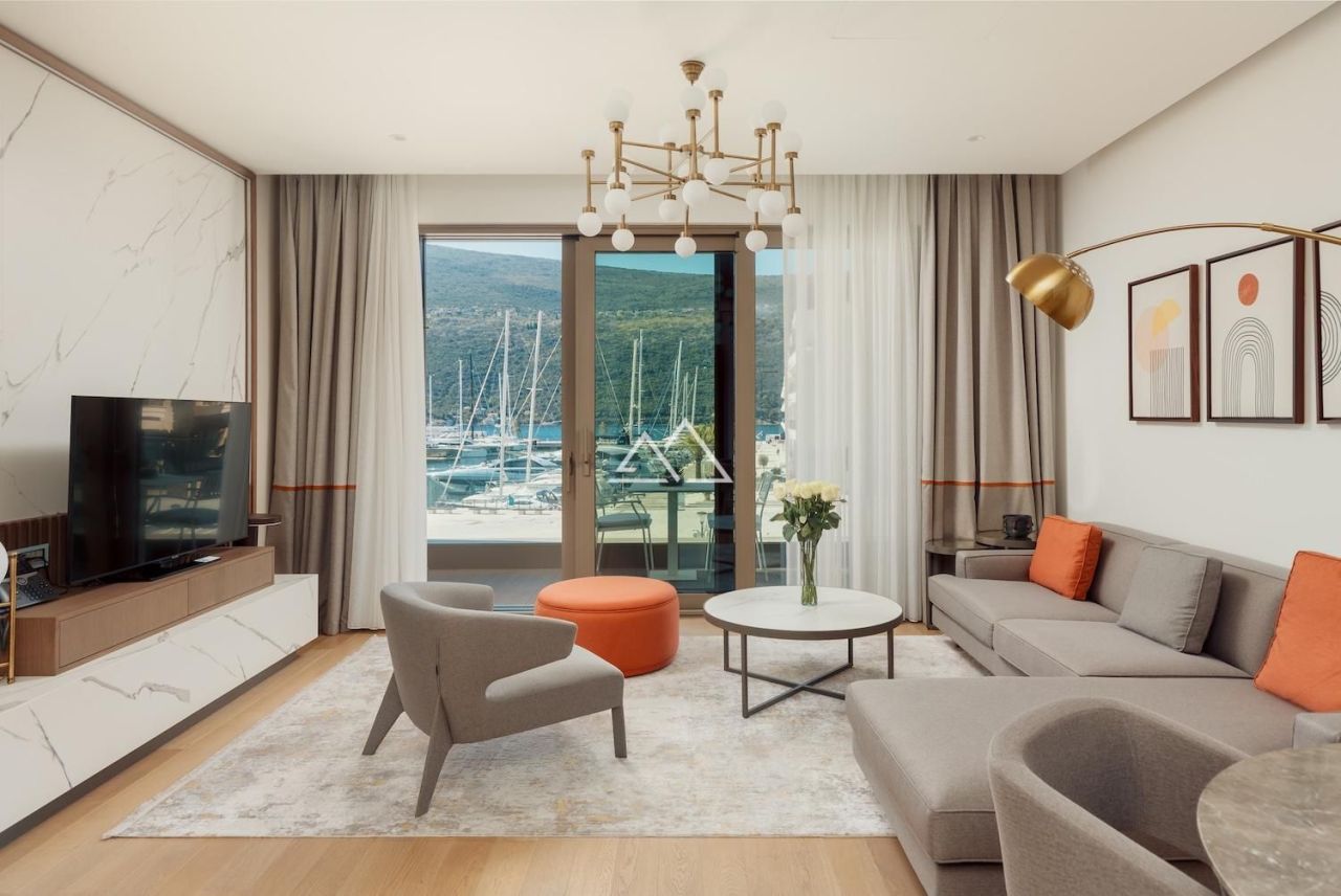 Apartamento en Kumbor, Montenegro, 82 m² - imagen 1