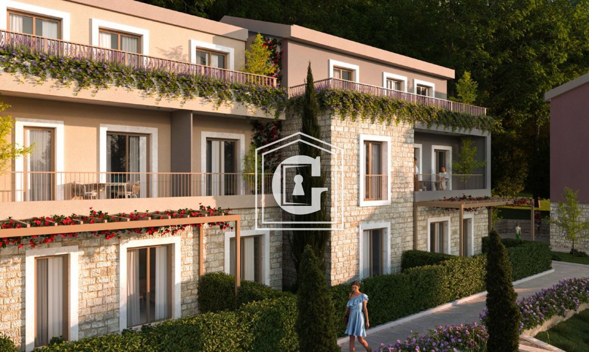 Apartment in Kotor, Montenegro, 56 m² - picture 2