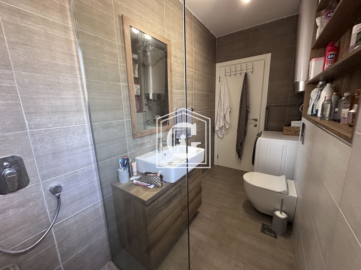 Apartment in Budva, Montenegro, 63 m² - picture 11