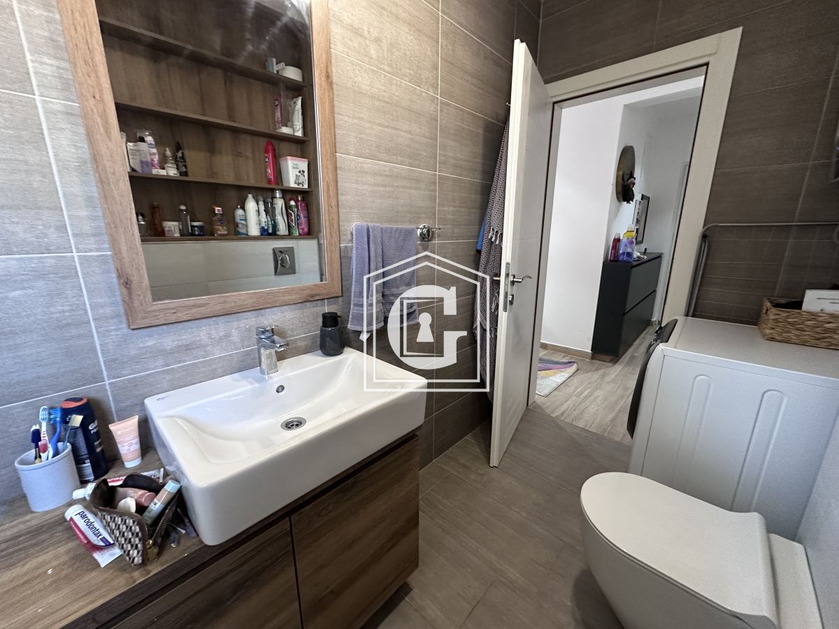 Apartment in Budva, Montenegro, 63 m² - picture 12