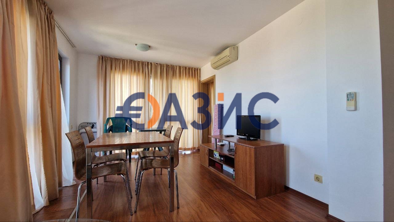 Apartment in Byala, Bulgaria, 89.8 m² - picture 3