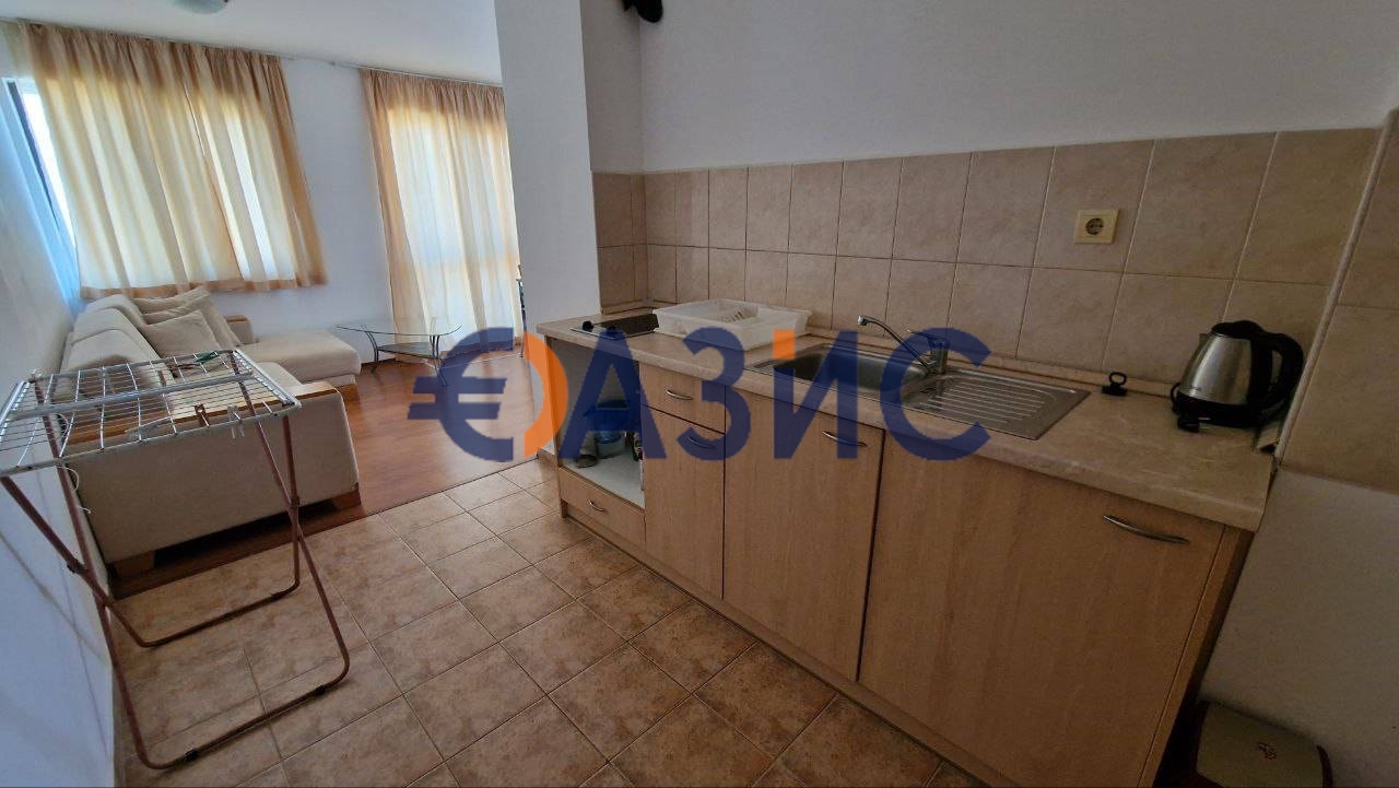 Apartment in Byala, Bulgaria, 89.8 m² - picture 6