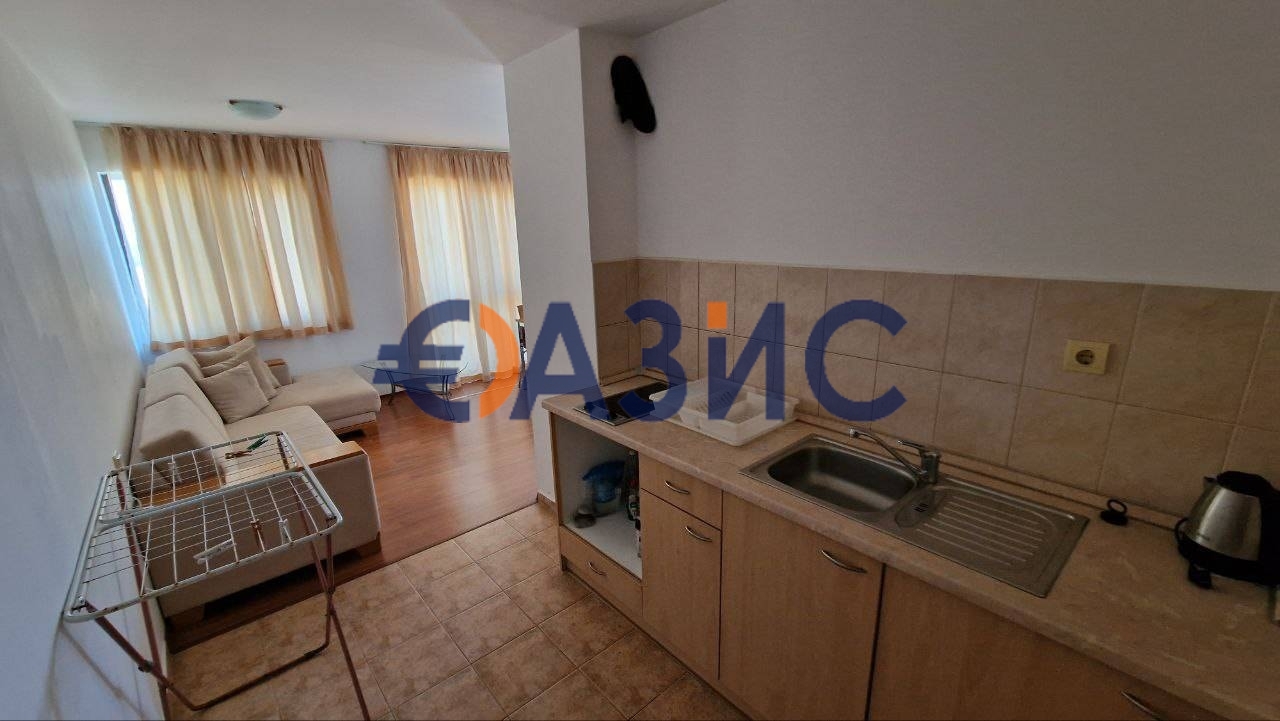 Apartment in Byala, Bulgaria, 89.8 m² - picture 8