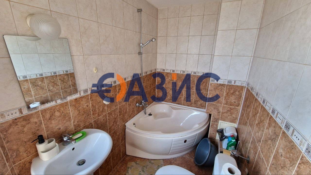 Apartment in Byala, Bulgaria, 89.8 m² - picture 16