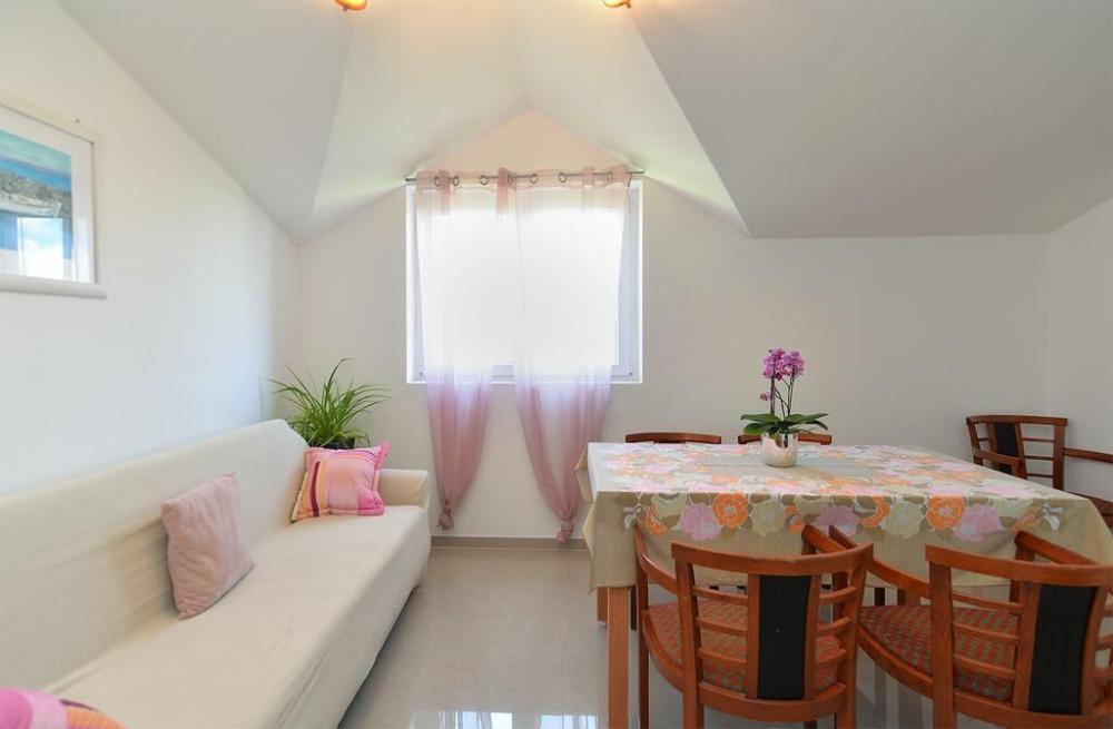 Hotel in Fazana, Croatia, 460 m² - picture 11