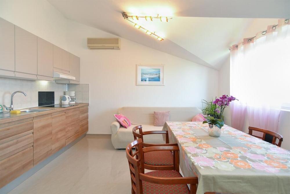 Hotel in Fazana, Croatia, 460 m² - picture 16