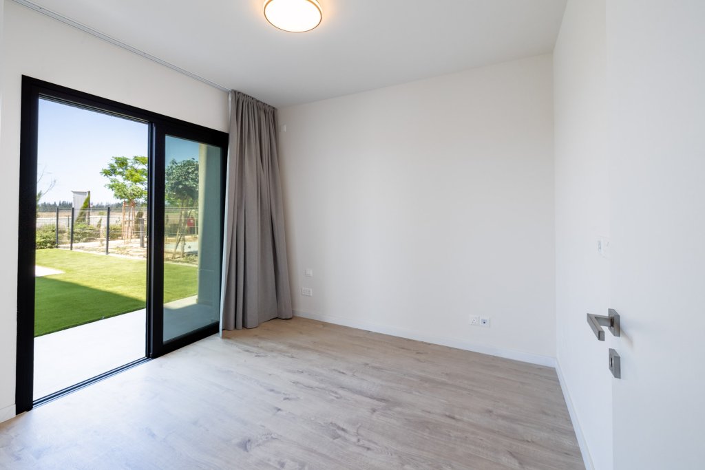 Apartment in Limassol, Cyprus, 96 m² - picture 14