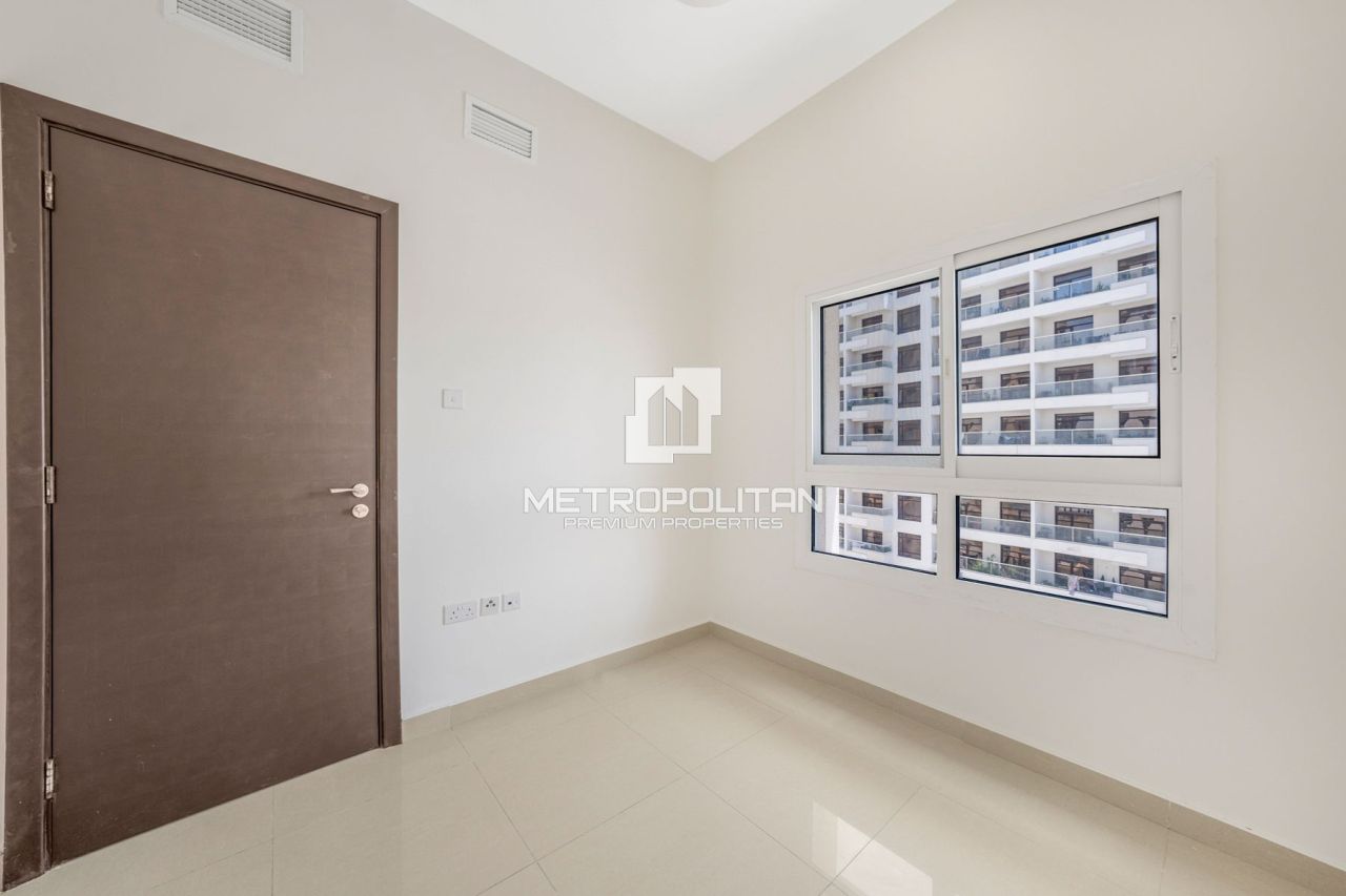 Apartment in Dubai, UAE, 145 m² - picture 14
