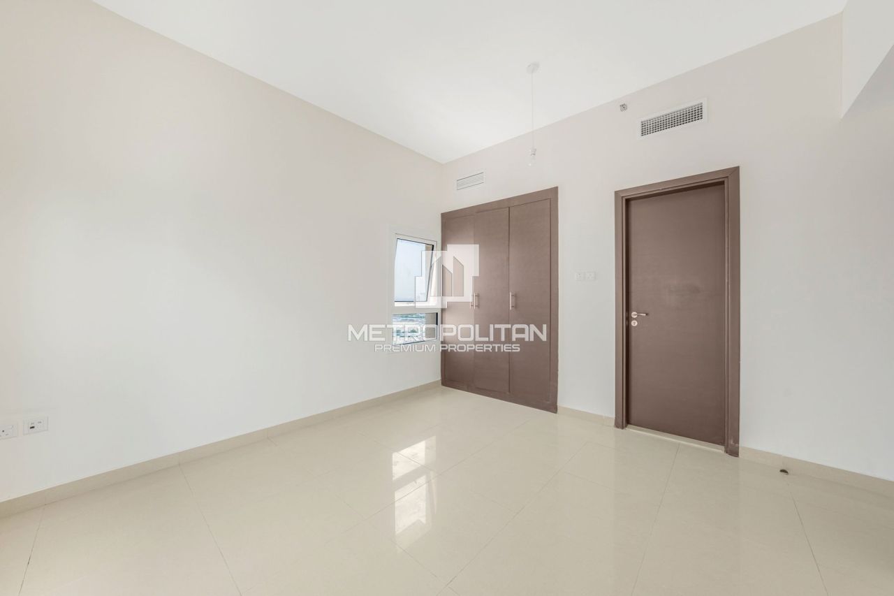 Apartment in Dubai, UAE, 145 m² - picture 15