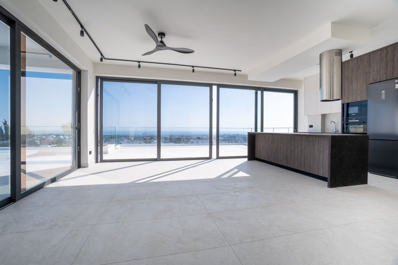Penthouse in Paphos, Cyprus, 81 m² - picture 1