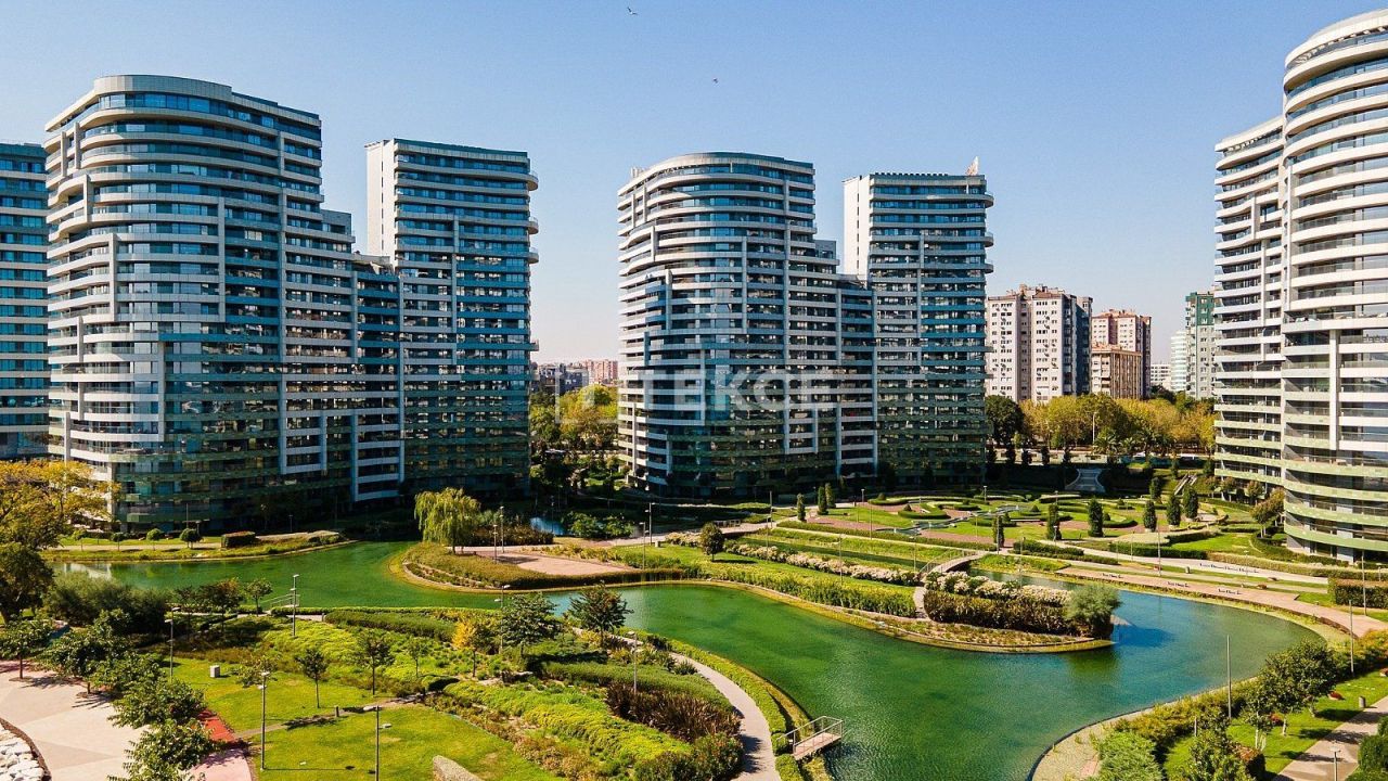 Apartment in Istanbul, Turkey, 117 m² - picture 1