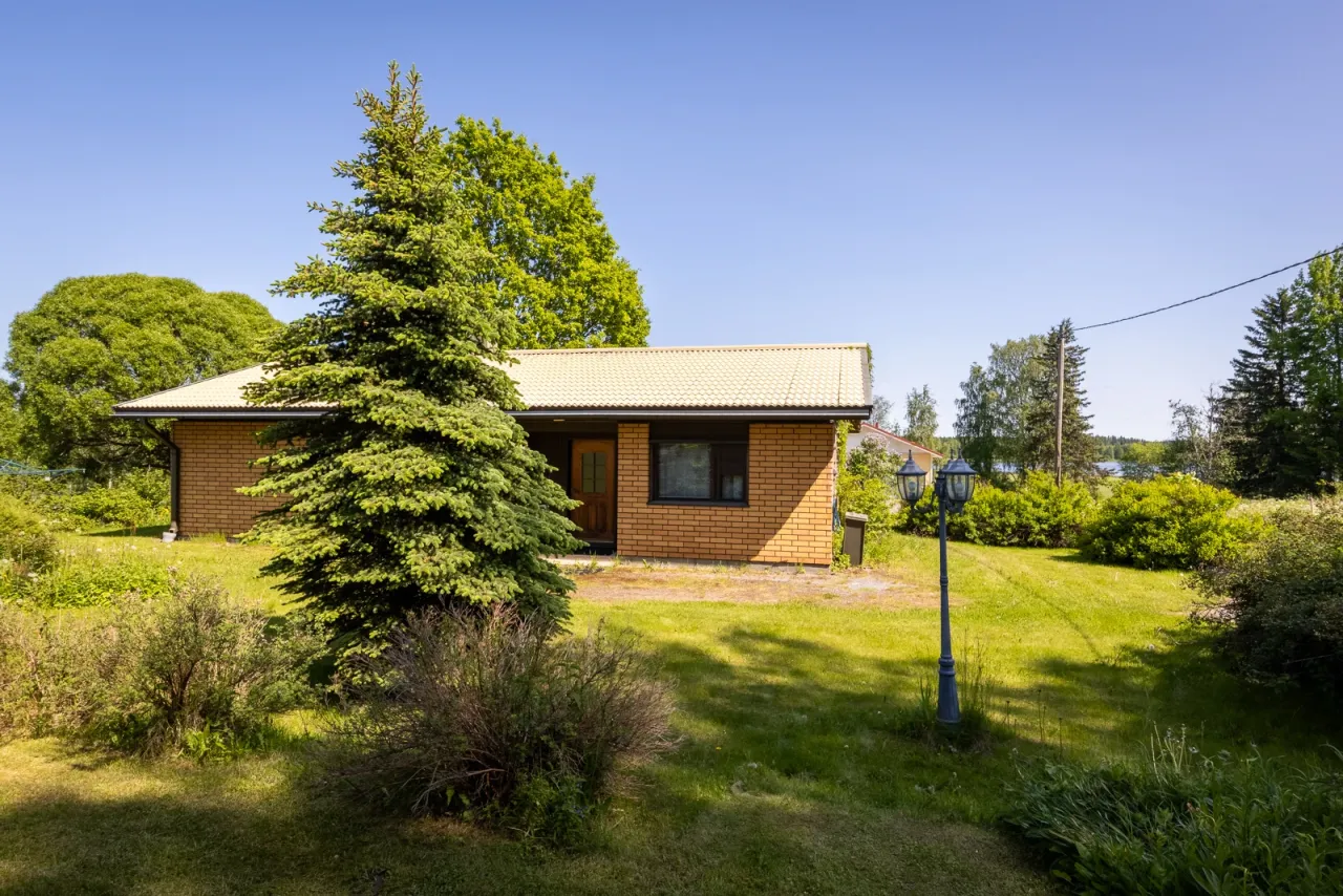 Maison à Hämeenkyrö, Finlande, 95 m² - image 1