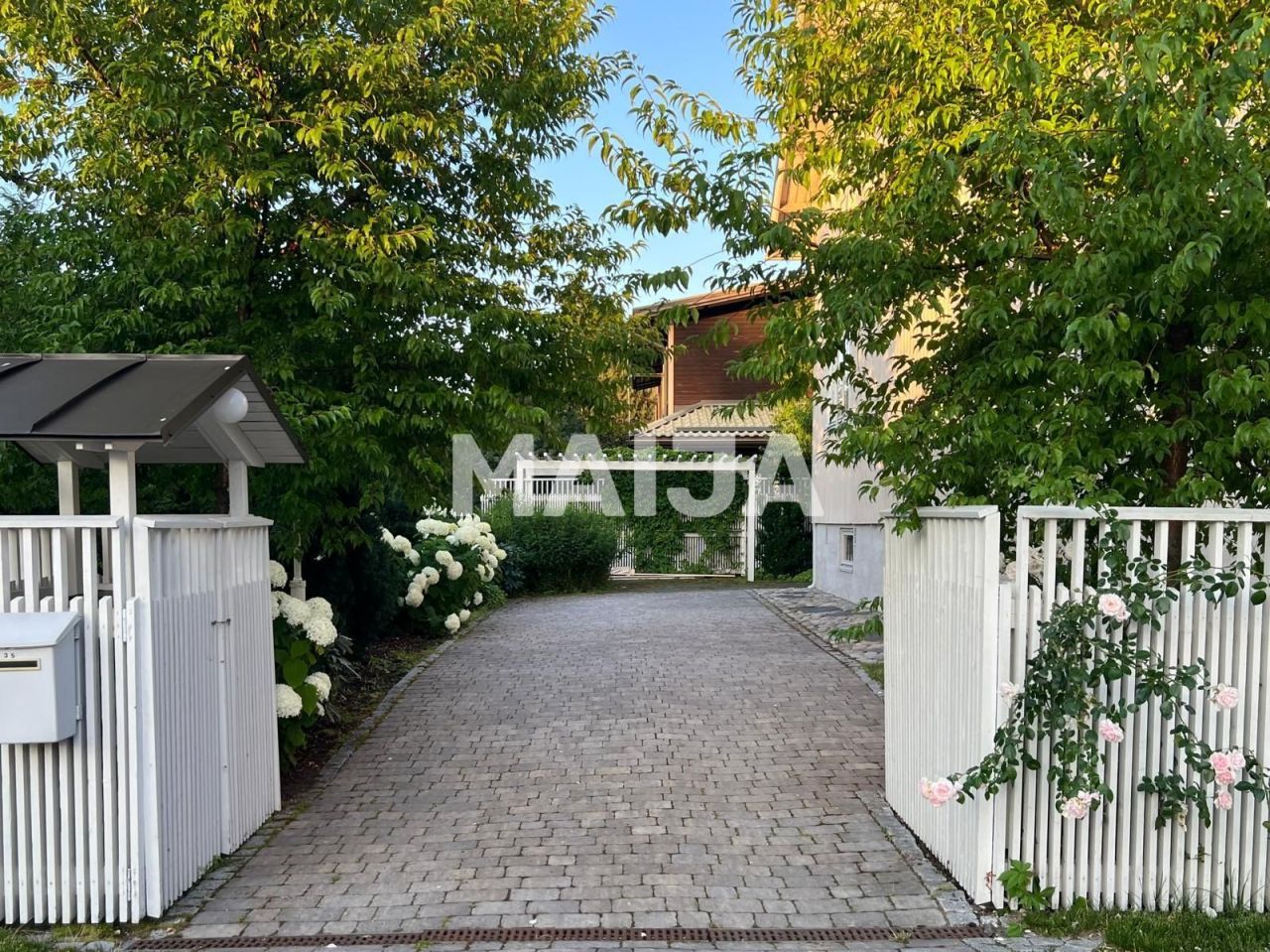 Maison à Vantaa, Finlande, 100 m² - image 1