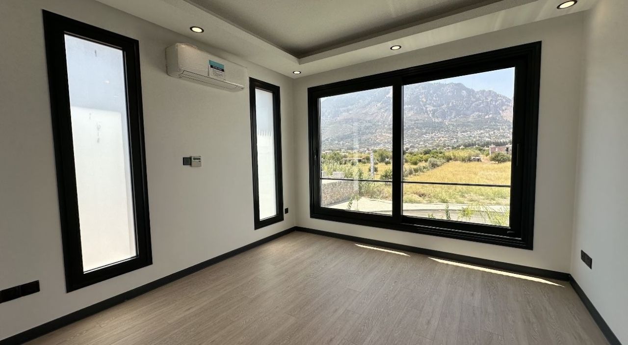 Villa en Karşıyaka, Chipre, 304 m² - imagen 9