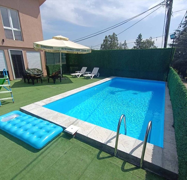 Haus in Barajevo, Serbien, 130 m² - Foto 1
