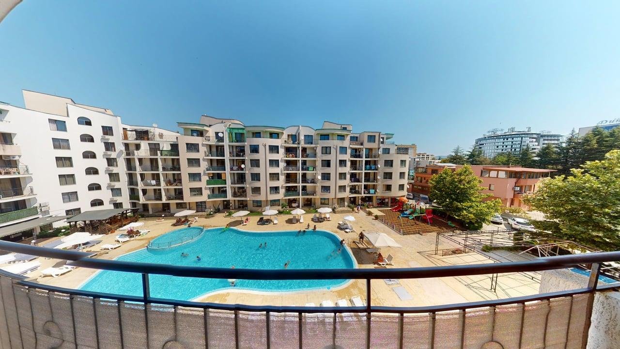 Appartement à Slantchev Briag, Bulgarie, 63 m² - image 1