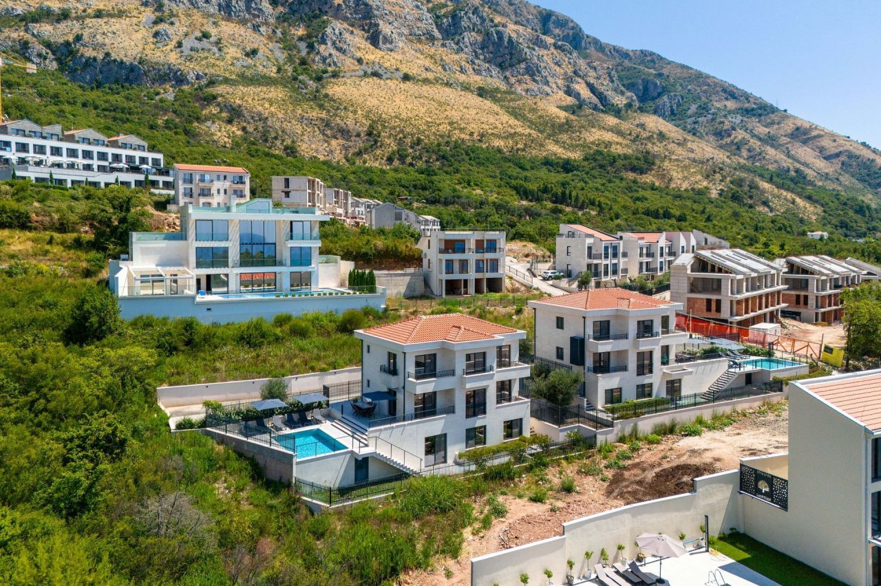 Villa a Rezevici, Montenegro, 318 m² - foto 5