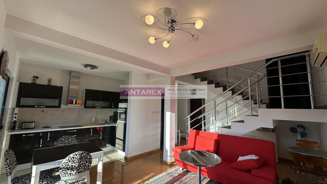 Appartement à Becici, Monténégro, 110 m² - image 1