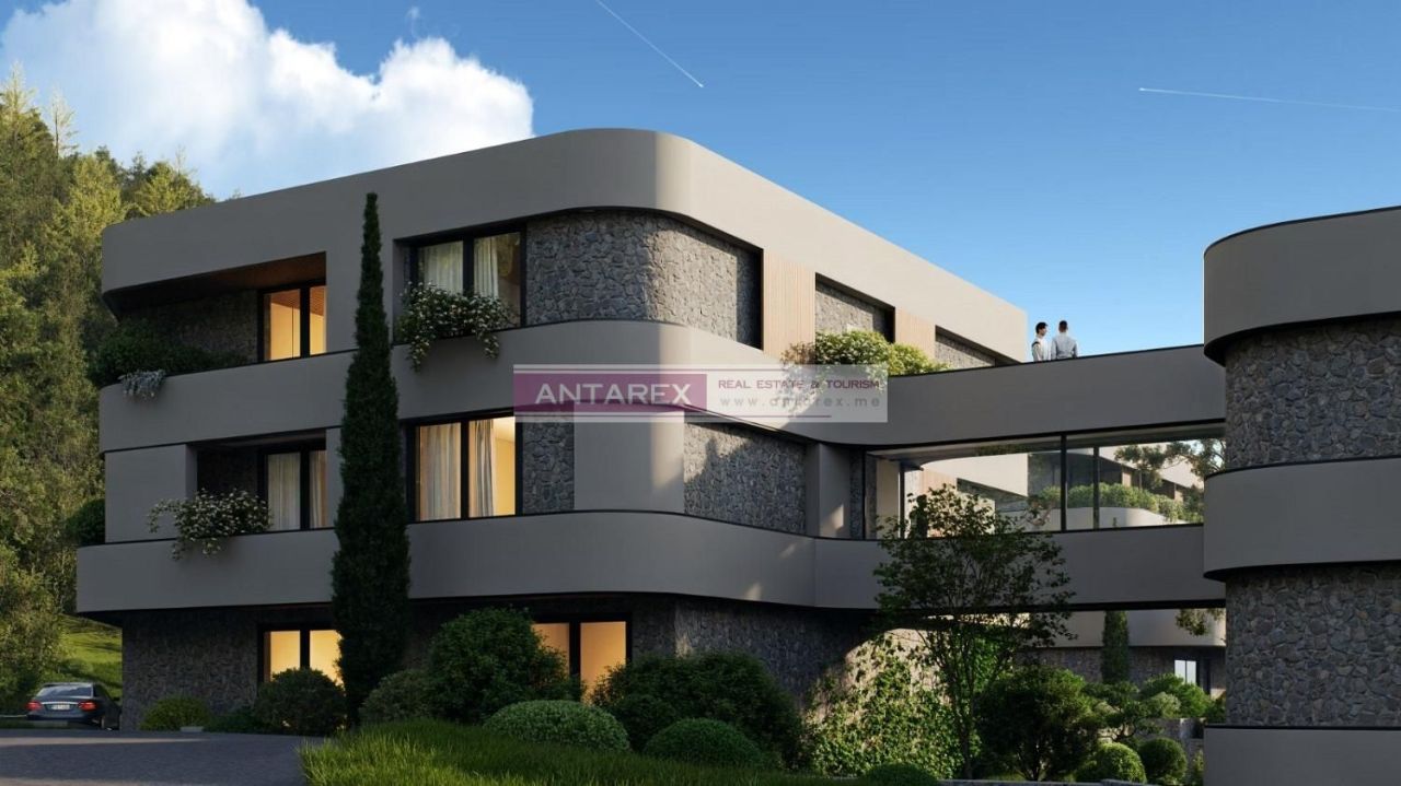 Apartment in Kotor, Montenegro, 88 m² - picture 2